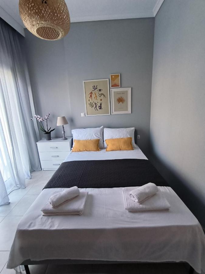 Zoe Apartment